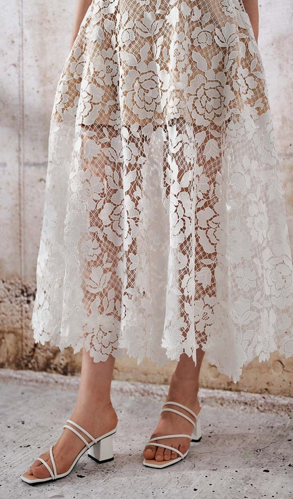 ROSES LACE A-LINE MIDI DRESS IN WHITE DRESS ohcici 